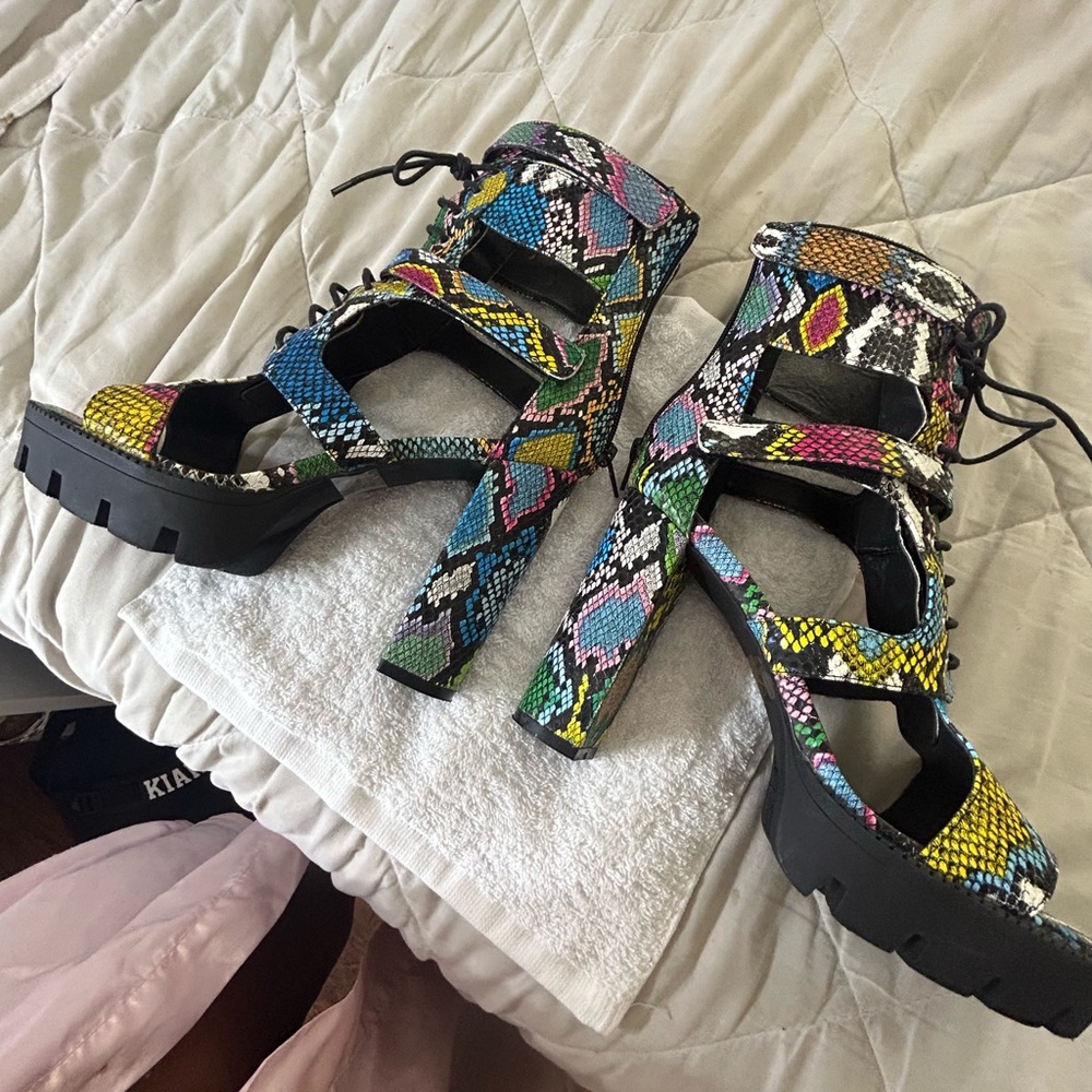 Dramatic Colorful Heels - Picture 2 of 3